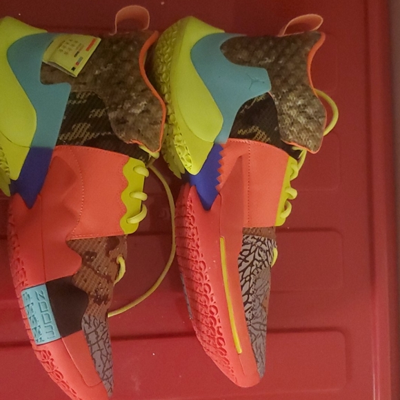 Jordan Multicolor Neon Green Red Athletic Shoes main image 5
